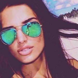 NWT Rayban 3025 Golden Frame Aviators Sunglasses